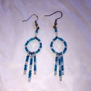 🎉 Handmade boho Native American dreamcatcher earrings